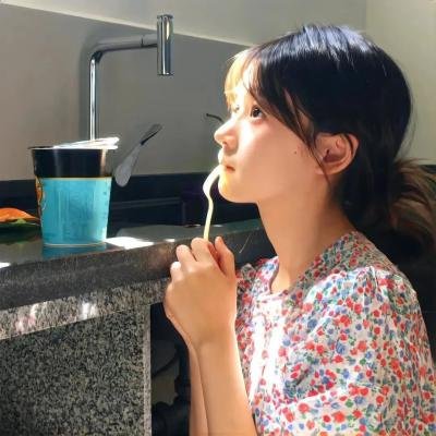 三角窗外是黑夜动画版